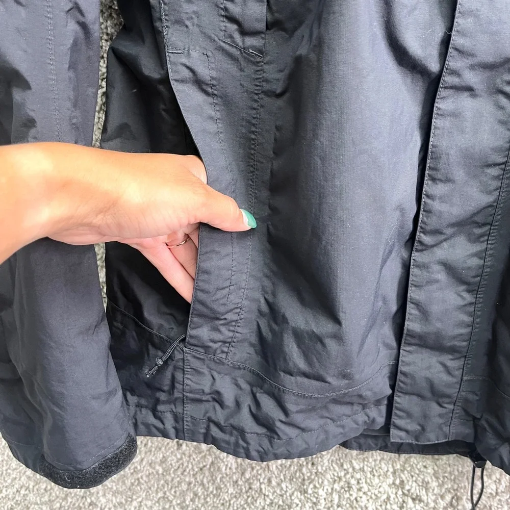 The North Face Rain Jacket Men's Medium Black HyVent Waterproof Hooded Zip Up